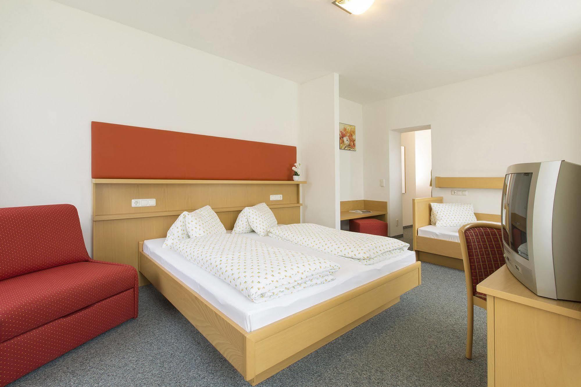 Hotel Gasthof Stefansbruecke Mutters Екстер'єр фото