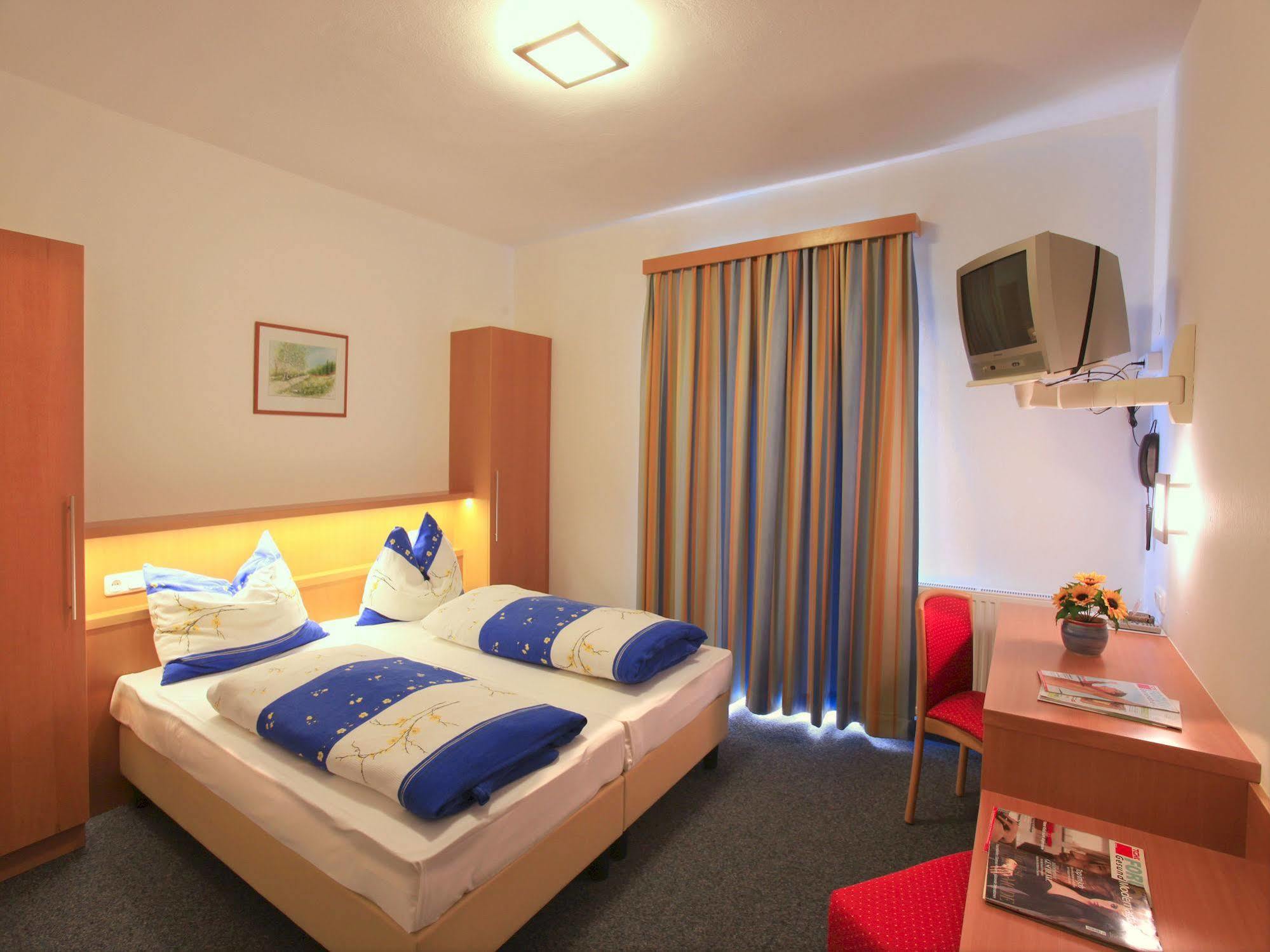 Hotel Gasthof Stefansbruecke Mutters Екстер'єр фото