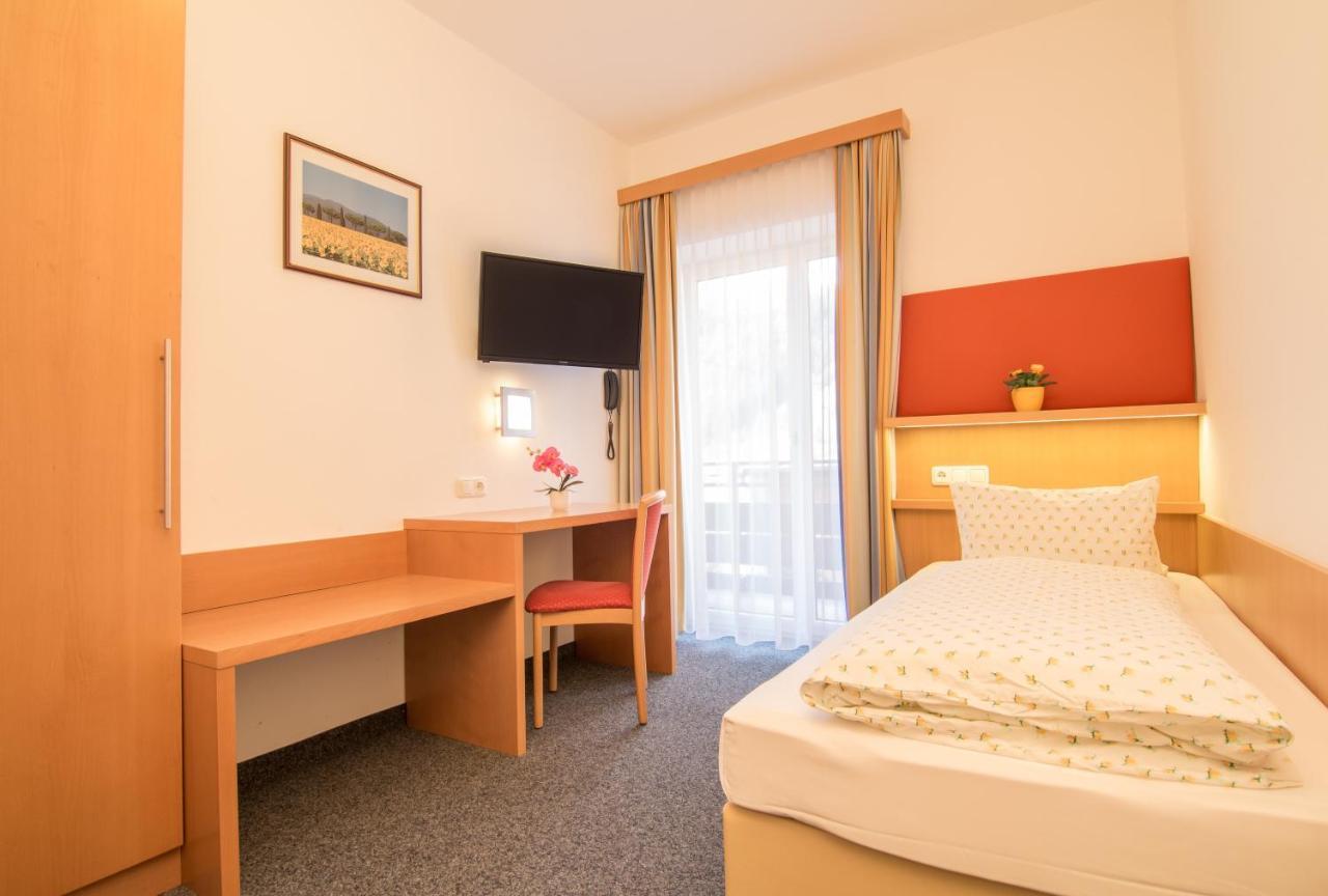 Hotel Gasthof Stefansbruecke Mutters Екстер'єр фото